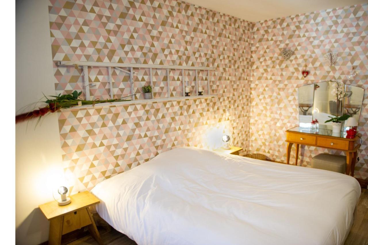 Le Domaine D Helant Bed & Breakfast Ecquedecques Exterior photo