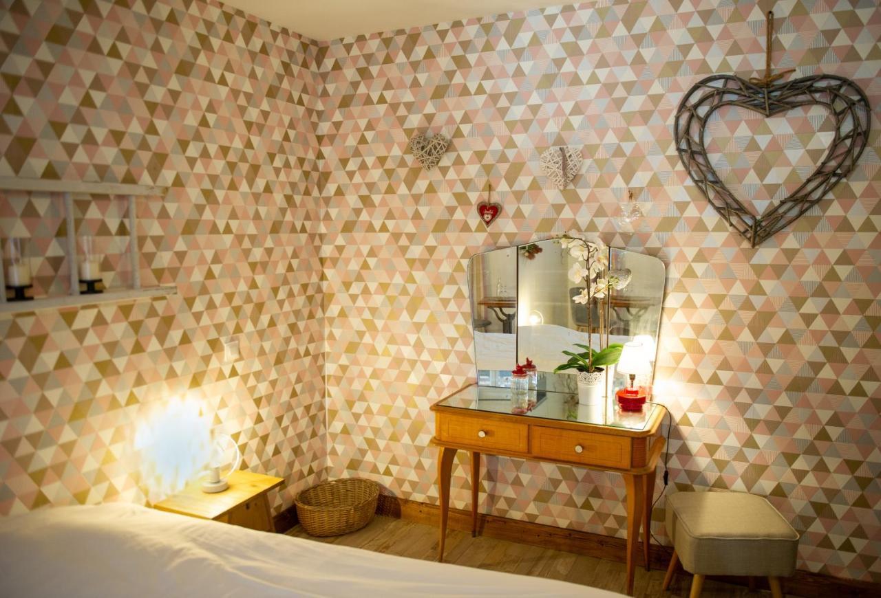 Le Domaine D Helant Bed & Breakfast Ecquedecques Exterior photo