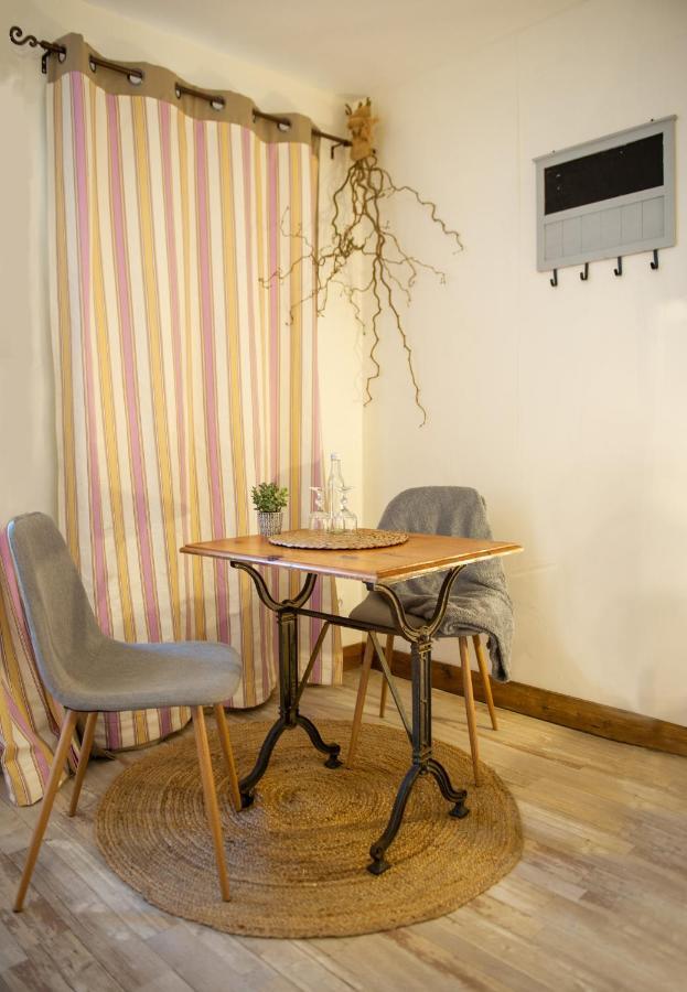 Le Domaine D Helant Bed & Breakfast Ecquedecques Exterior photo